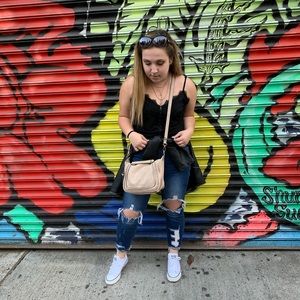 Meet your Posher, Alexandria